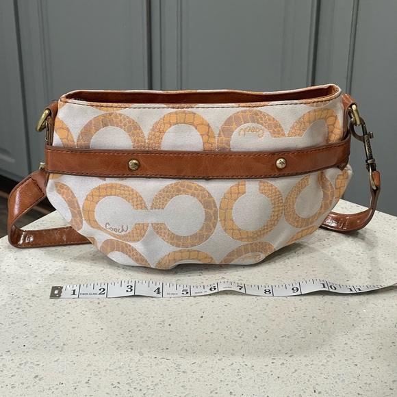 Coach Crossbody - Picture 4 of 7